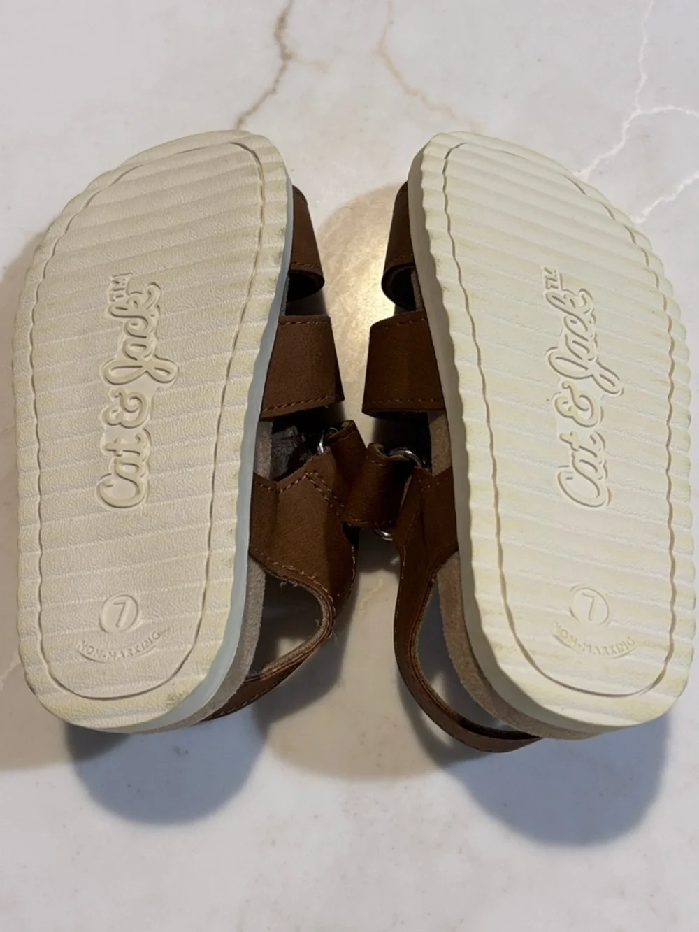 Cat & Jack Brown Boys' Fisherman Sandals Size 7 Toddler